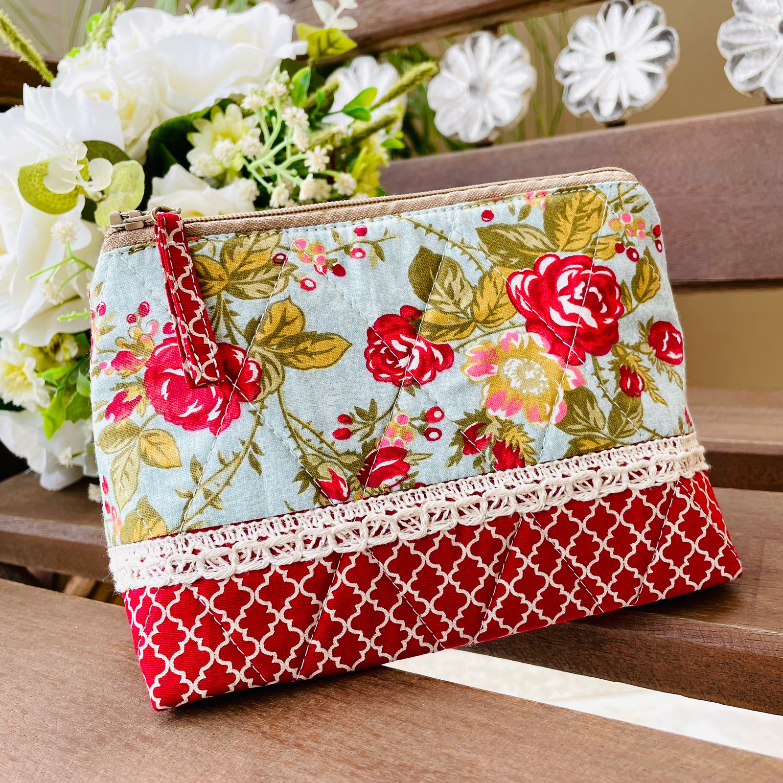 NECESSAIRE FLORAL CHIQUE